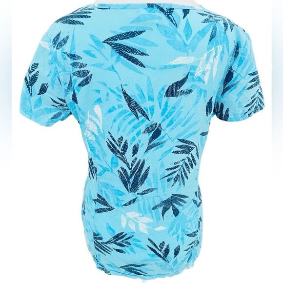 DICKIES set of (3) assisted scrub tops, size small. - Picture 7 of 14